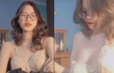 Gọi Video Sex Thủ Dâm Với Con Bạn Thân Ti Hồng Đẹp Mà Ngại